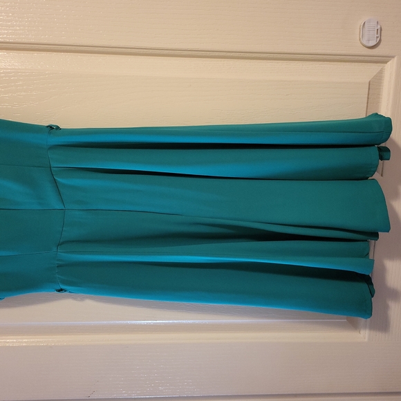 Review Dress - Picture 7 of 9